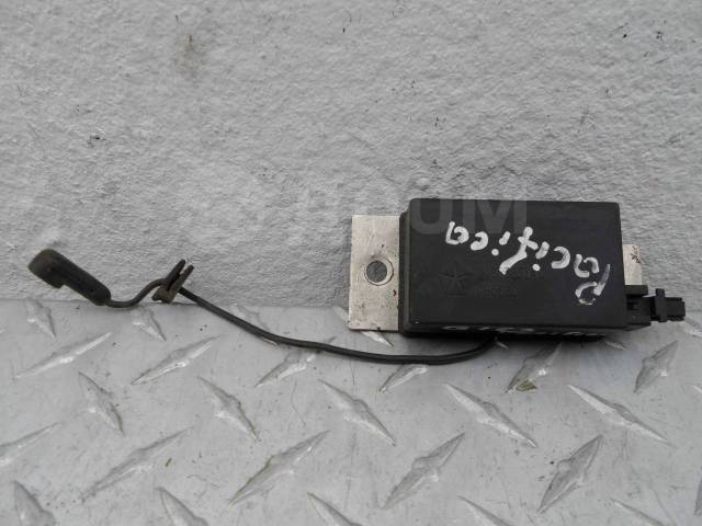 Купить Блок усилителя антенны Chrysler Pacifica I (CS) 2003 - 2008 в ...