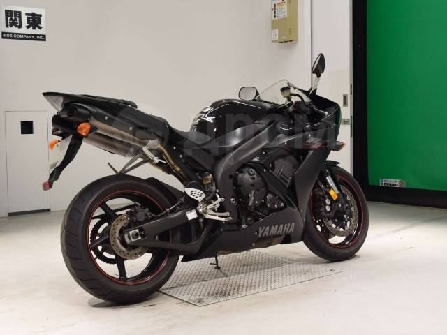 Yamaha YZF-R1. 1 000. ., ,  .     