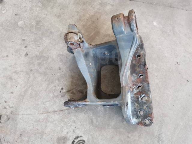    !  Volvo 20467704 20467704  