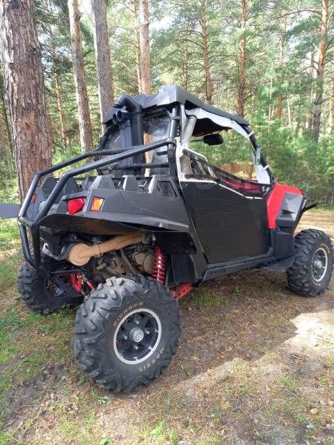 Polaris RZR 900. ,  \,   