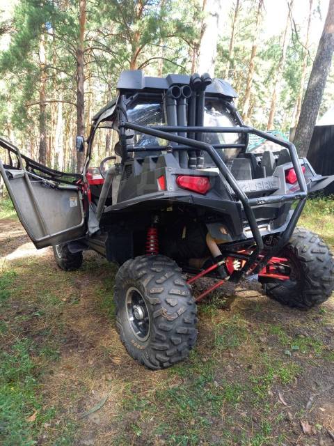 Polaris RZR 900. ,  \,   