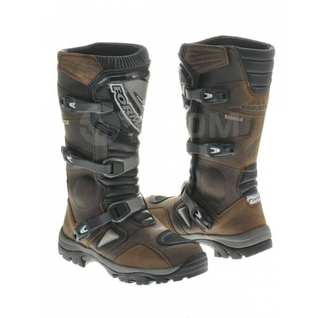  Forma Adventure Brown. 44.  