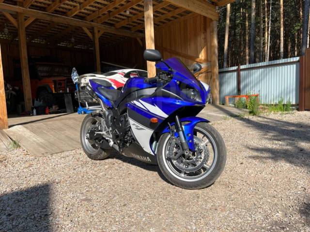 Yamaha YZF-R1. 1 000. ., , ,   