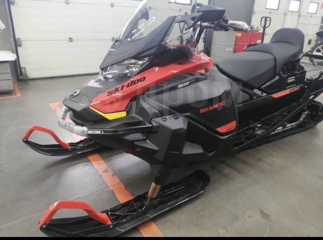 BRP Ski-Doo Skandic WT. ,  ,   