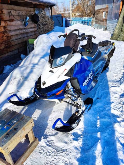 BRP Ski-Doo Summit X. ,  ,   