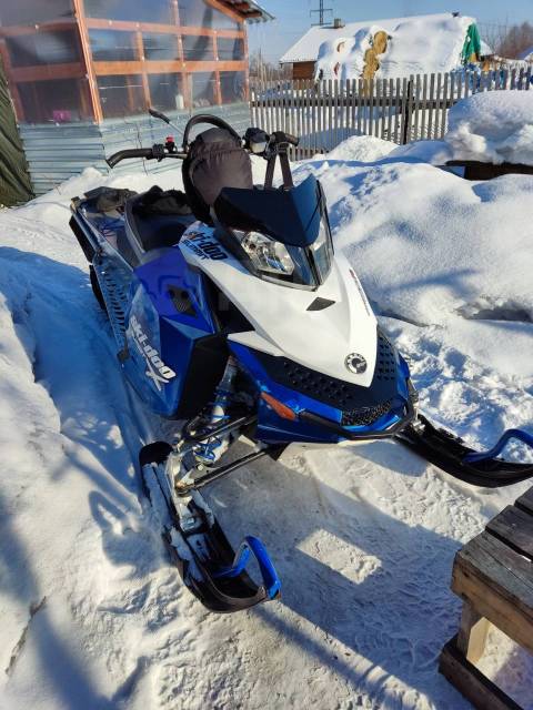 BRP Ski-Doo Summit X. ,  ,   