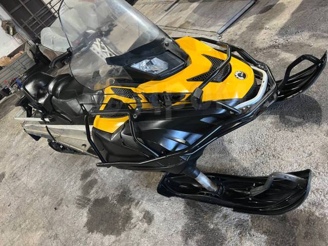 BRP Ski-Doo Skandic. ,  ,   