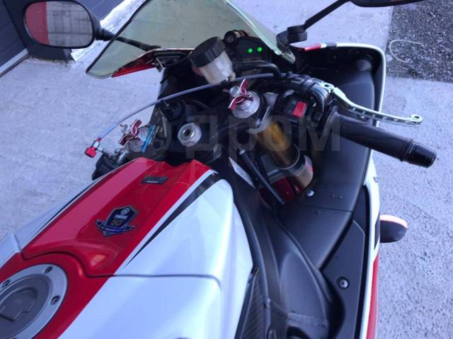 Yamaha YZF-R1. 1 000. ., , ,   