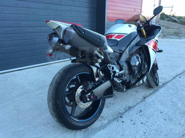 Yamaha YZF-R1. 1 000. ., , ,   