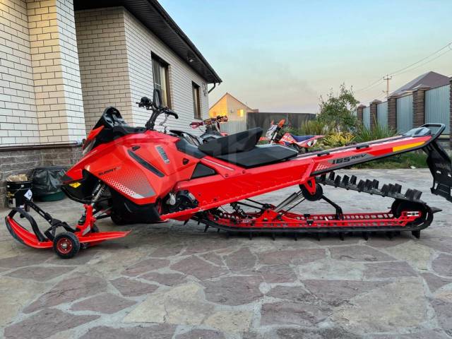 BRP Ski-Doo Summit X. ,  ,   