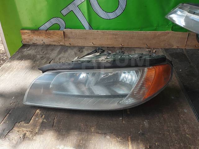 Фара Volvo V70