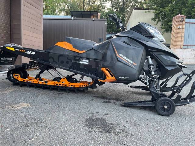 BRP Ski-Doo Summit SP. ,  ,   