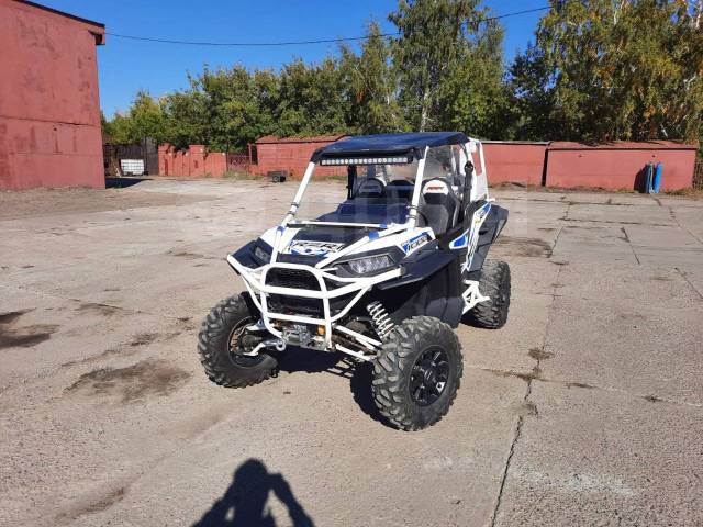 Polaris RZR XP 1000. ,  \,   