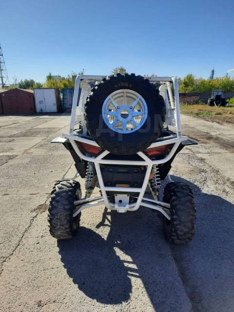 Polaris RZR XP 1000. ,  \,   