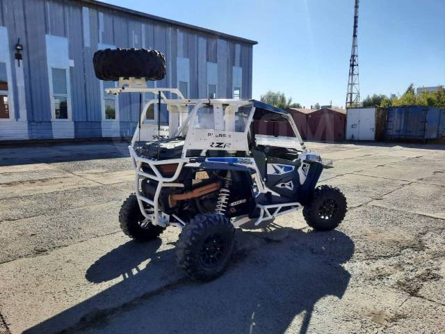 Polaris RZR XP 1000. ,  \,   