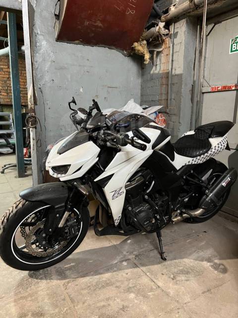 Kawasaki Z 1000. 1 000. ., , ,   