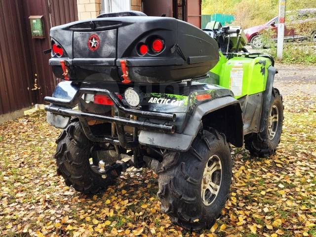 Arctic Cat. ,  \,   