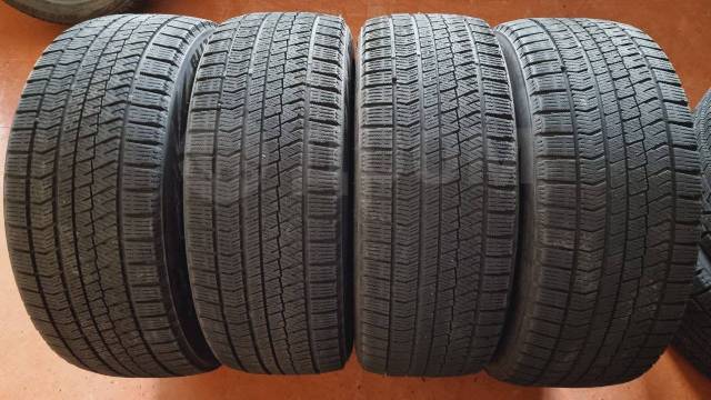 Bridgestone Blizzak VRX2, 235/45 R18, 18