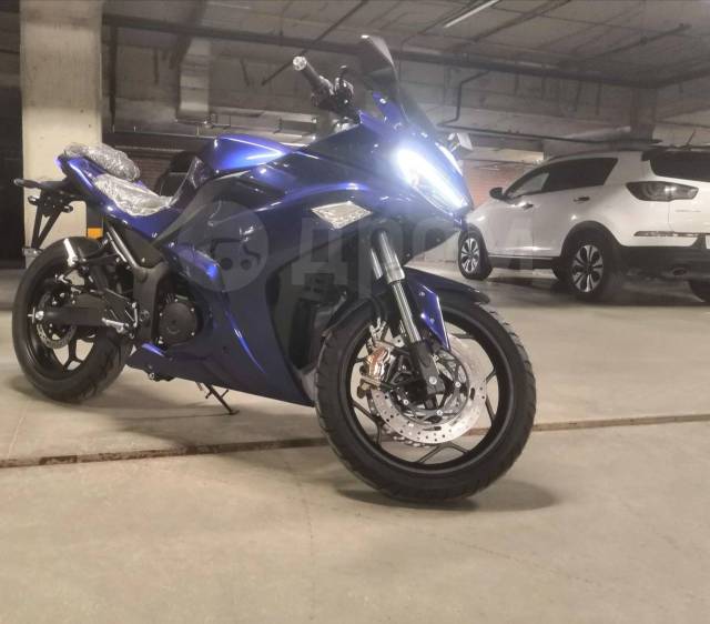 Yamaha YZF-R3. ,   