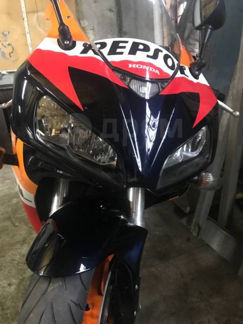 Honda CBR 1000RR Fireblade. 1 000. ., , ,   