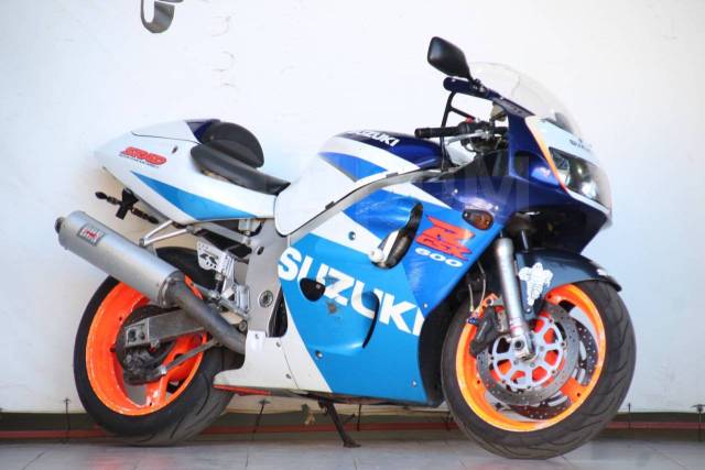 Suzuki GSX R 600 SRAD Stunt