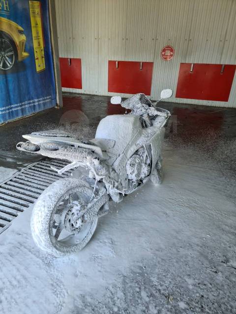 Yamaha R1. 1 000. ., , ,   