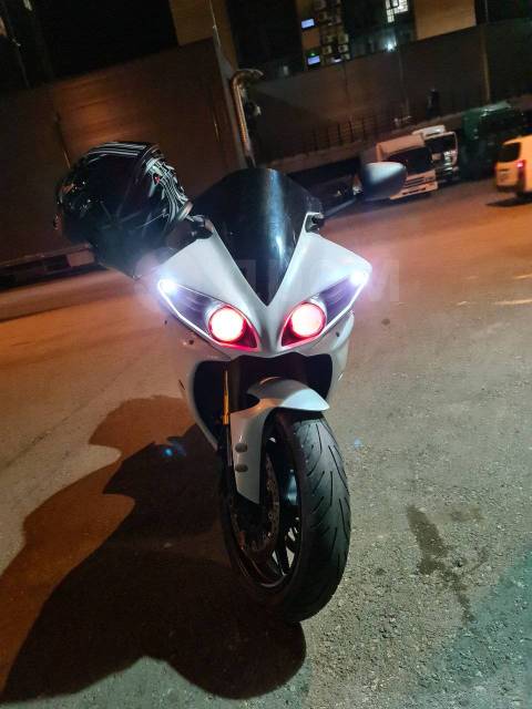 Yamaha R1. 1 000. ., , ,   