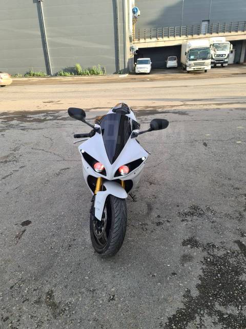 Yamaha R1. 1 000. ., , ,   