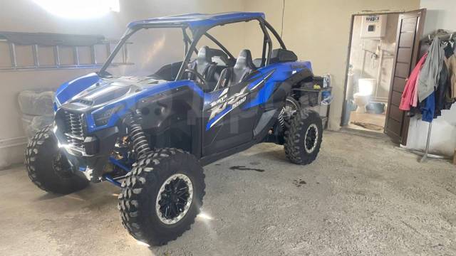 Kawasaki Teryx. ,  \,   