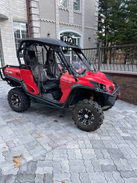 BRP Can-Am Commander 1000 XT. ,  \,   