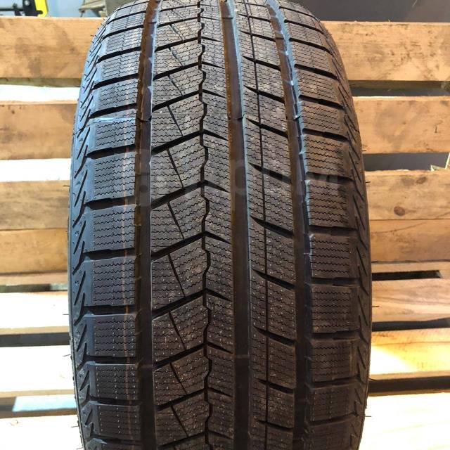 Roadmarch Snowrover 868, 215/55 R17 98V XL, 17", 1 шт, 215 мм, 55 % ...