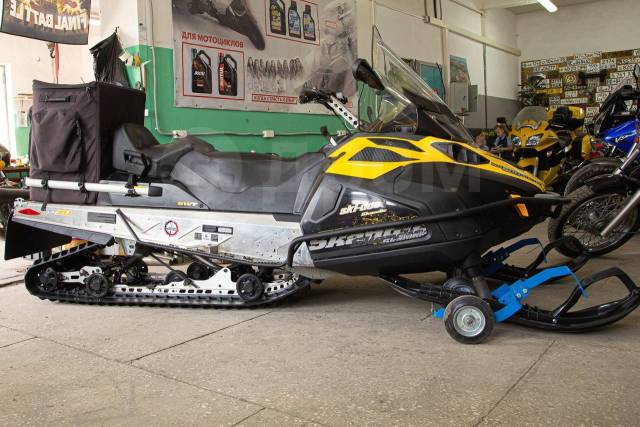 BRP Ski-Doo Skandic SWT. ,  ,   