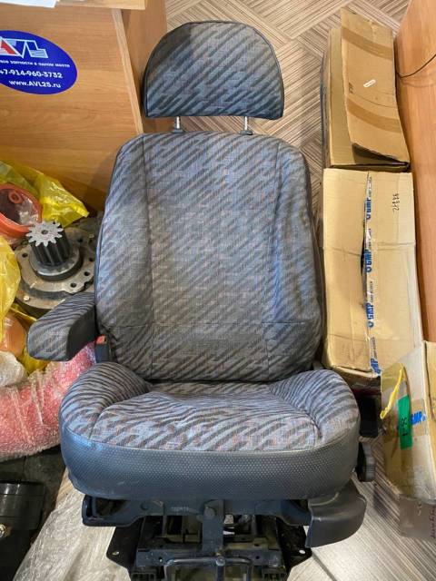 Купить Сиденье водителя Hyundai HD270 HD120 HD170 в сборе БУ во ...