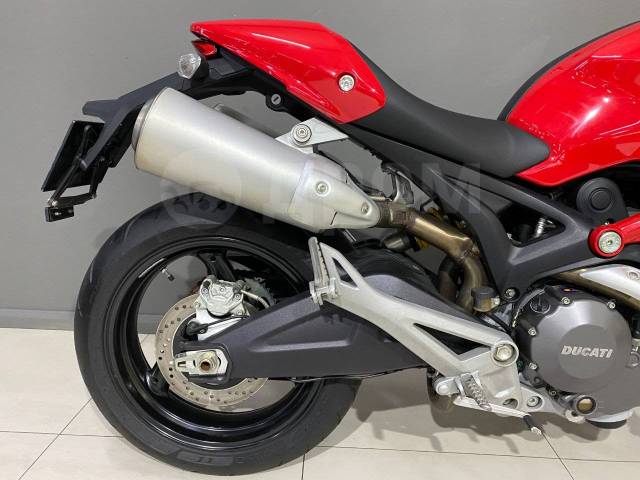 Ducati Monster 696 для девушки