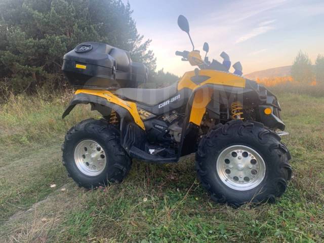 BRP Can-Am Renegade 800. ,  \,   