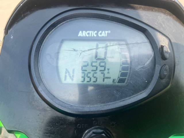 Arctic Cat. ,  \,   