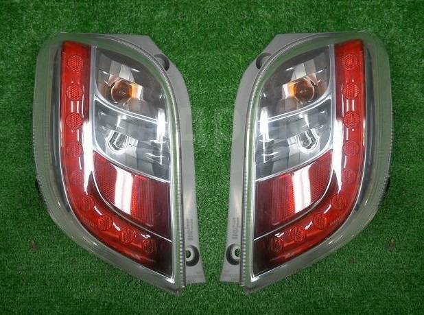  - Toyota Pixis Epoch LA300A