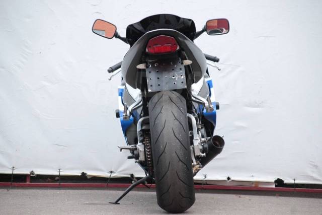 Suzuki GSX-R 1000. 1 000. ., , ,   