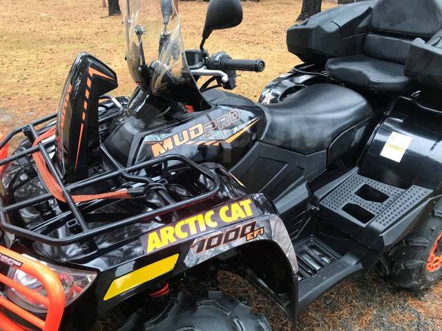 Arctic Cat Mudpro 1000. ,  \,   