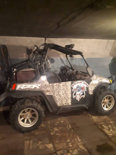 Polaris RZR. ,  \,   