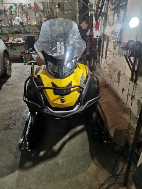 BRP Ski-Doo Skandic. ,  ,   