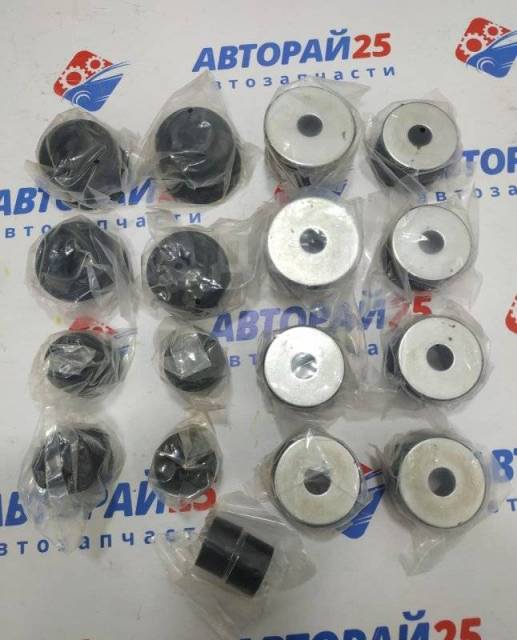 Купить Подушки кузова (комплект) Toyota Land Cruiser Prado 5220060010 ...