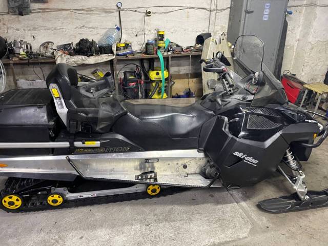 BRP Ski-Doo Expedition. ,  ,   