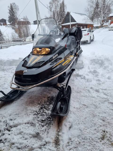 BRP Ski-Doo Skandic SUV. ,  ,   