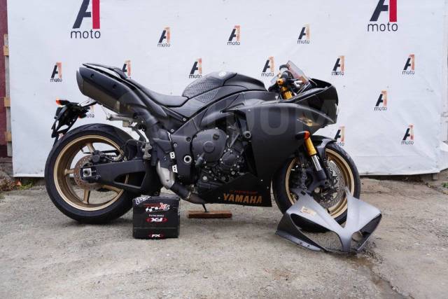 Yamaha YZF-R1. 1 000. .,  