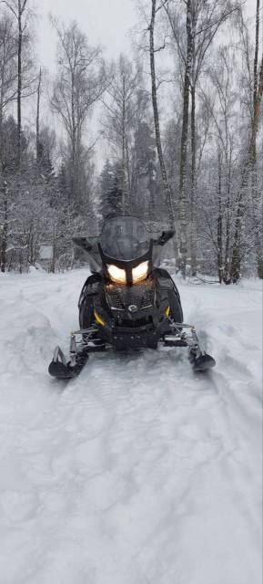 BRP Ski-Doo Grand Touring SE. ,  ,   