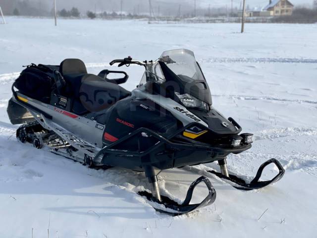 BRP Ski-Doo Skandic Sport. ,  ,   