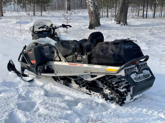 BRP Ski-Doo Skandic Sport. ,  ,   