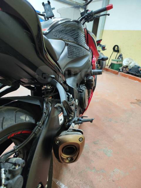 Suzuki GSX S1000F. 998. ., , ,   