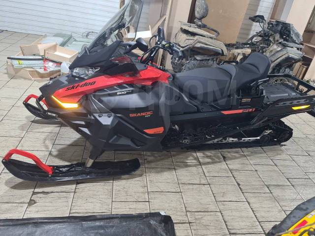 BRP Ski-Doo Skandic WT. ,  ,   